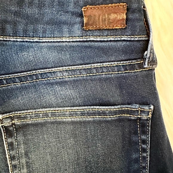 LIKE NEW! Paige Skyline Skinny Jeans Size 29 - Picture 3 of 9